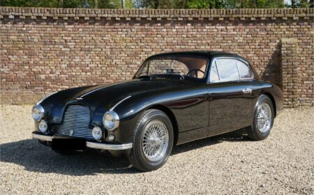 アストン・マーティン DB2 スポーツサルーン 1952 54,000km