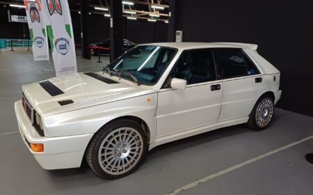 ランチア デルタ ビアンコ･ペルラート