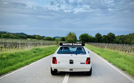 ランチア デルタ ビアンコ･ペルラート