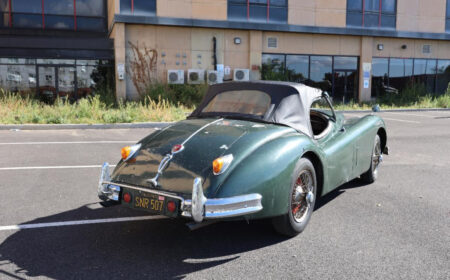 ジャガー XK140 MC ロードスター 1957