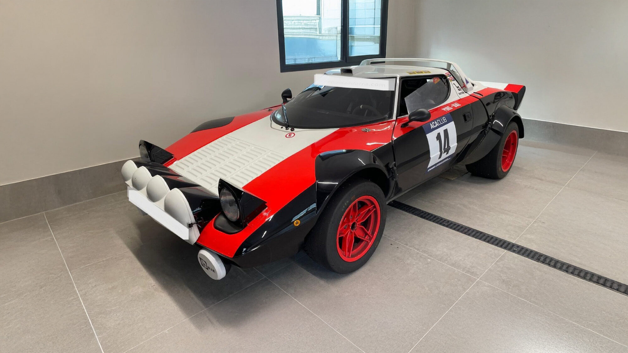 ランチア ストラトス – HAWK Cars製