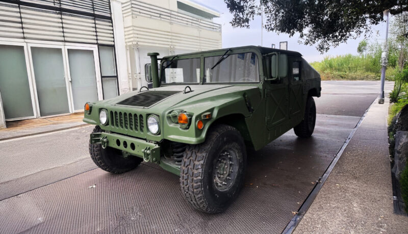 Humvee AM General M1025