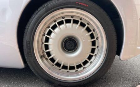 Bugatti EB110GT 1994 11,000km