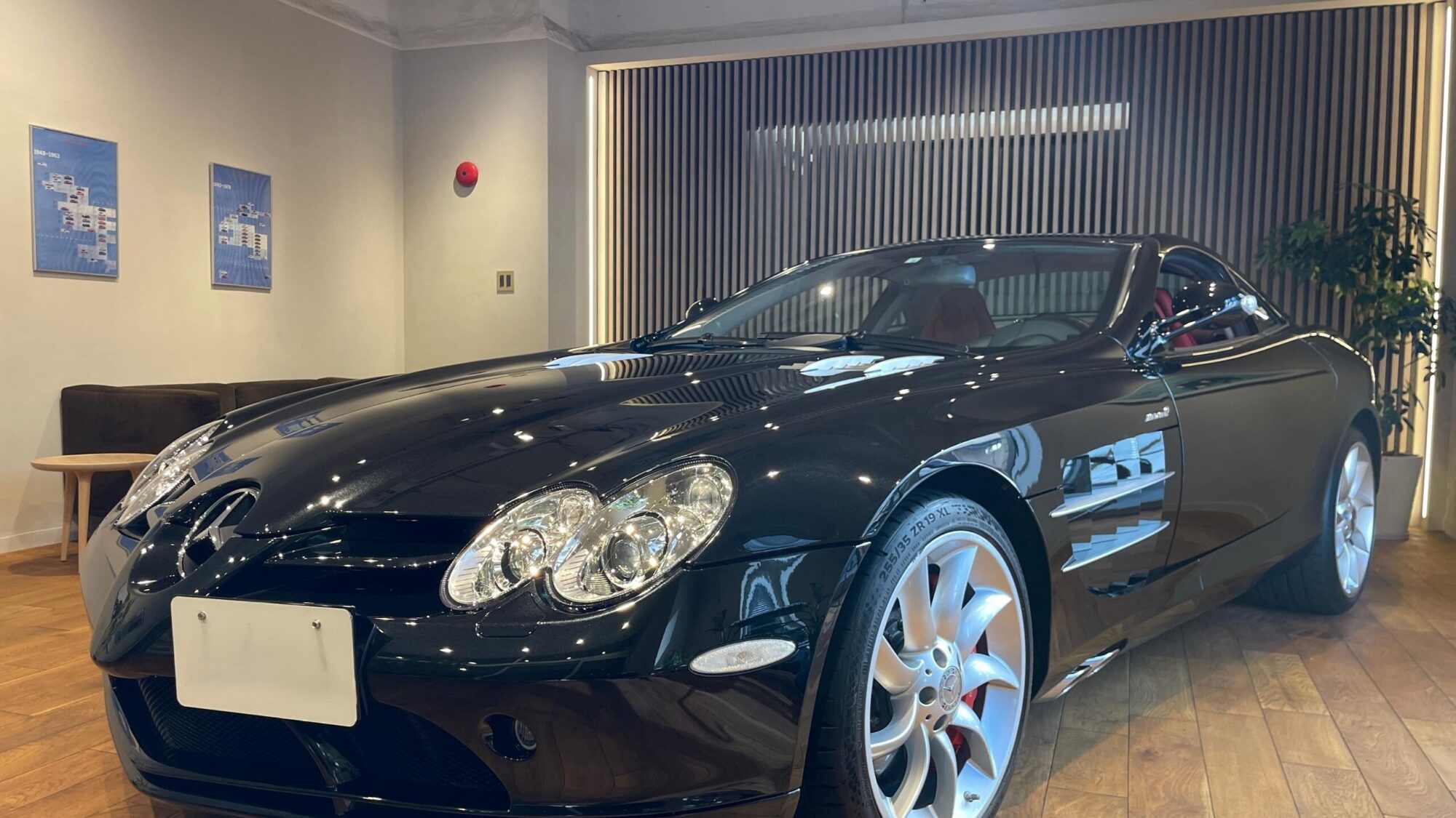 Mercedes-Benz SLR McLaren 5.4 2006 6,000km
