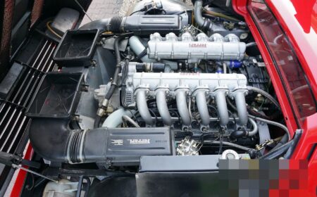 フェラーリ 512 BBi 1983 14,917km