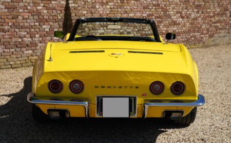 コルベット C3 スティングレイ コンバーチブル 16,866km 1972