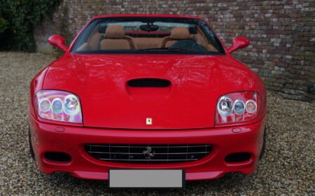 フェラーリ 575 スーパーアメリカ GTC Package 2006 16.000 km
