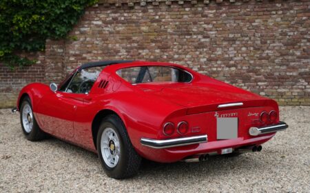 フェラーリ 246 GTS ディーノ “マッチングナンバー” 81,254km 1973