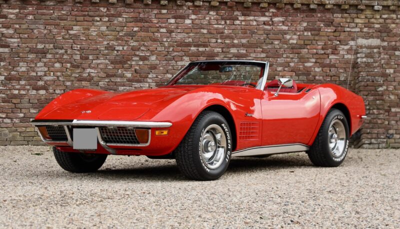 シボレー コルベット C3 コンバーチブル “レストア済みコンディション” 97,703km 1970