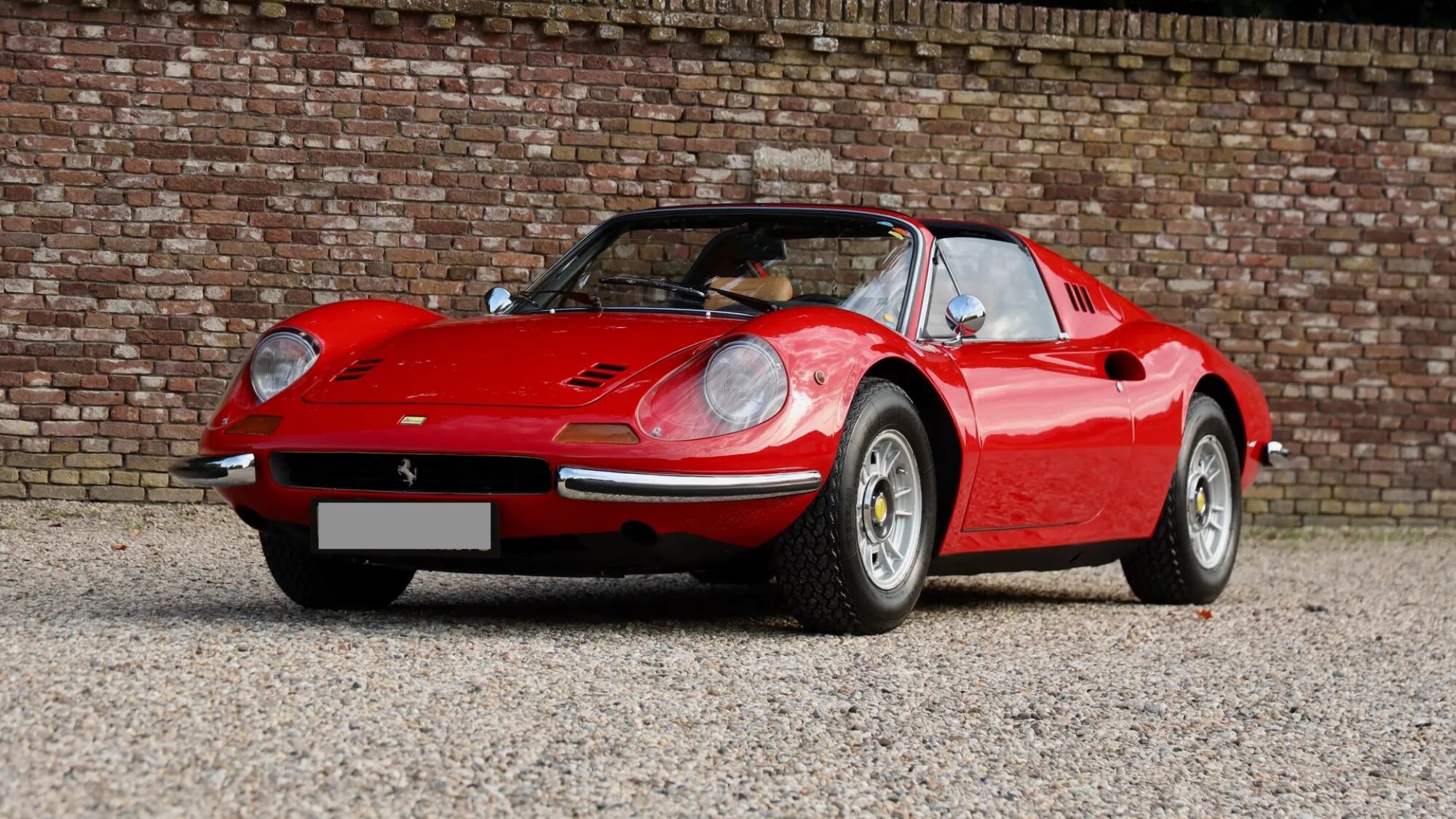 フェラーリ 246 GTS ディーノ 67,378km 1974