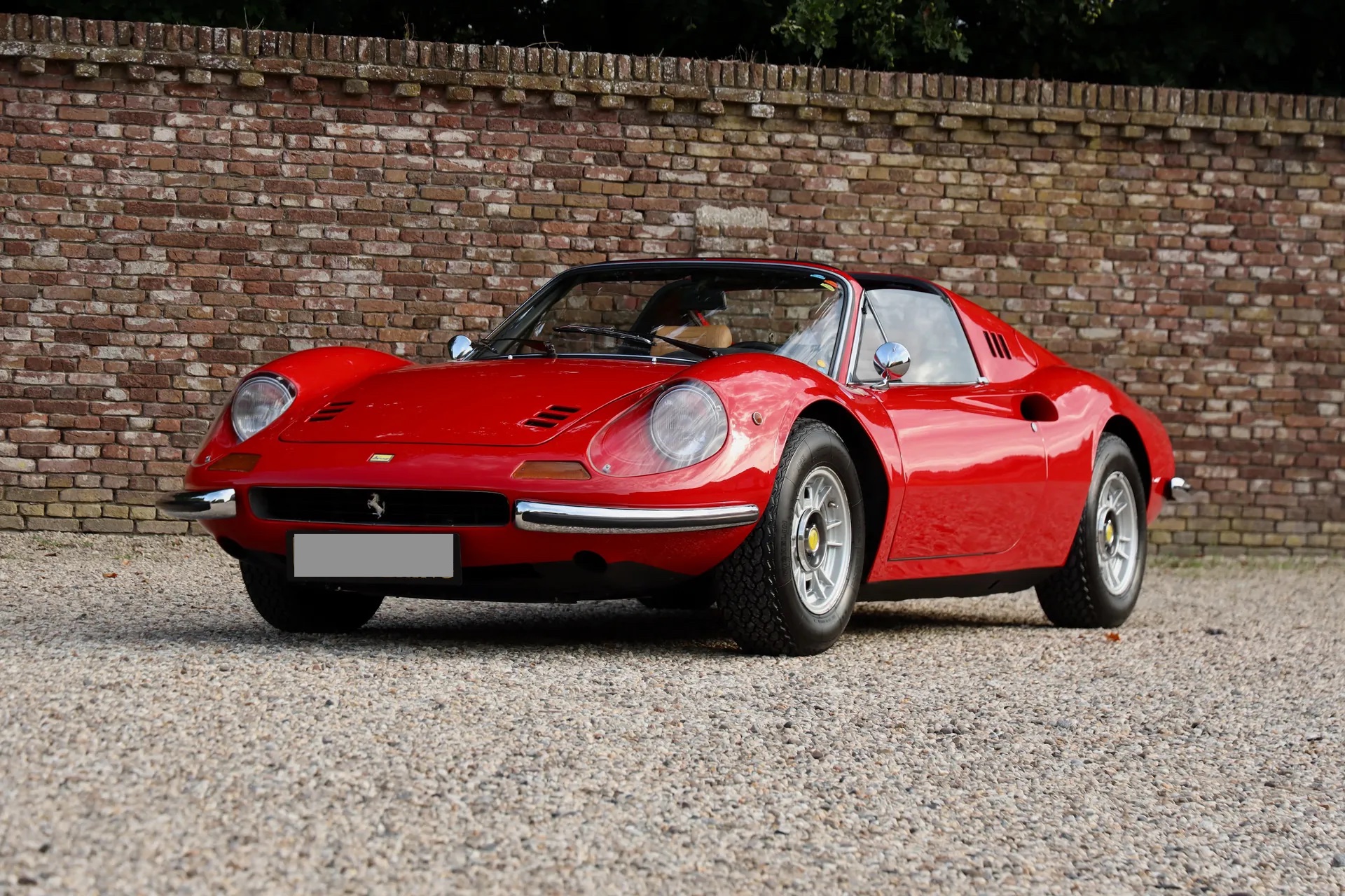 フェラーリ 246 GTS ディーノ 67,378km 1974 | TPE Ltd. | スーパー