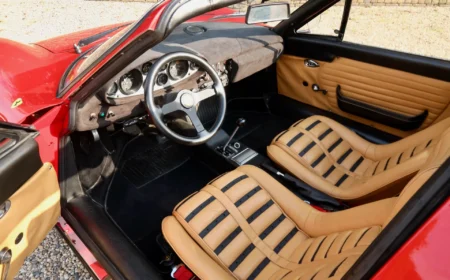 フェラーリ 246 GTS ディーノ 67,378km 1974