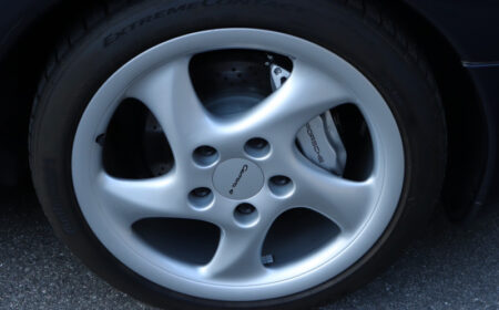 Porsche 911 (Type 993) Carrera 4 1997 146,000km