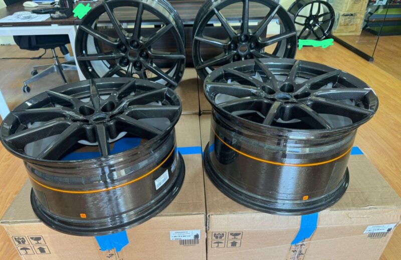 フェラーリ 812シリーズ用ホイールセット