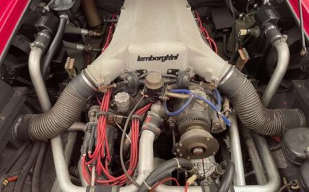 Lamborghini Countach Anniversary 1990 17,000km