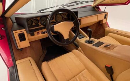 Lamborghini Countach Anniversary 1990 17,000km