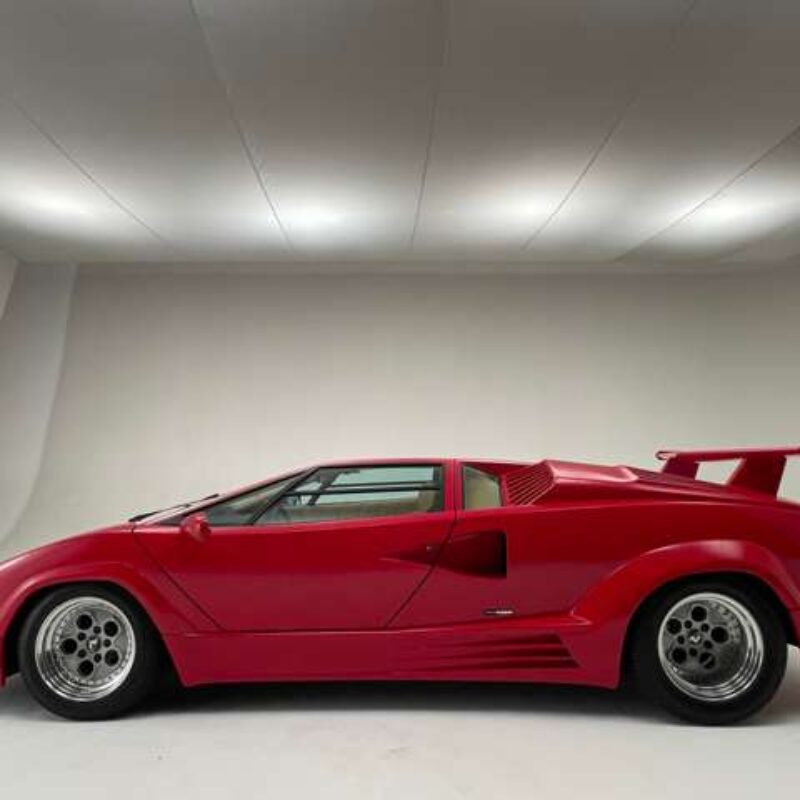 Lamborghini Countach Anniversary 1990 17,000km