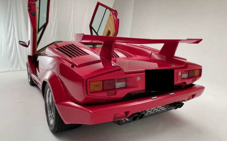 Lamborghini Countach Anniversary 1990 17,000km