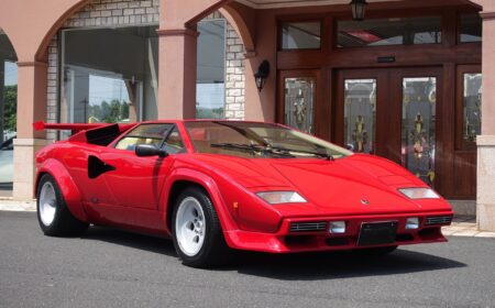 Lamborghini Countach LP5000S 1984 32,000km