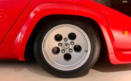 Lamborghini Countach Quattrovalvole 1985 24,000km