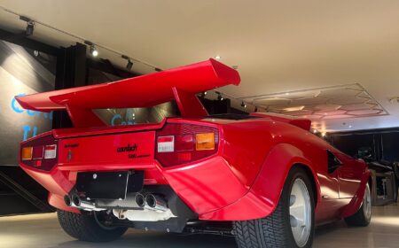 Lamborghini Countach Quattrovalvole 1985 24,000km