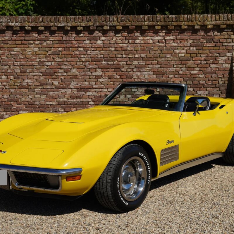 コルベット C3 スティングレイ コンバーチブル 16,866km 1972