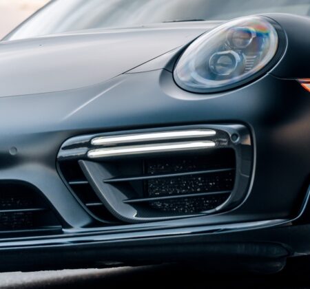 バナジウム・グレーの洗練