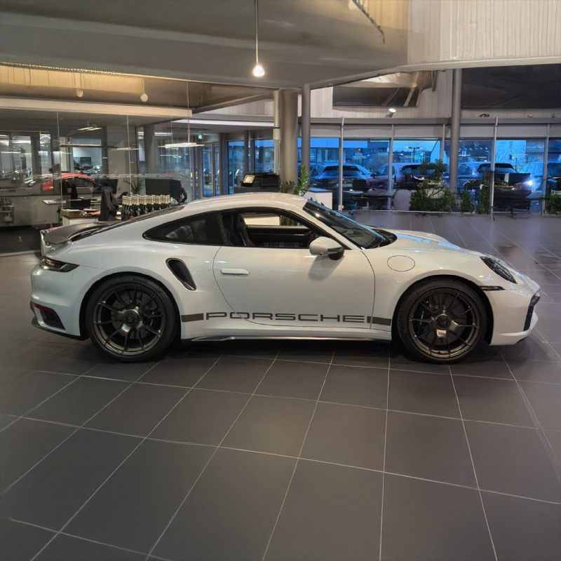 ポルシェ 911ターボ 50周年記念モデル