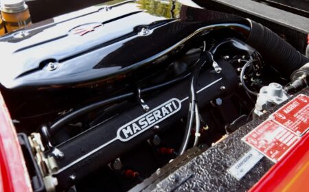 マセラティ ギブリ 4.7 1969 91,278km