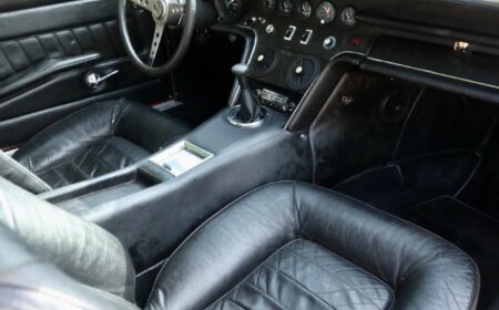 マセラティ ギブリ 4.7 1969 91,278km