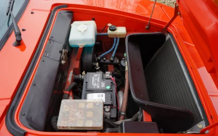 BMW M1 ファクトリー テストカー 工場製作3号車 1980 21,000km