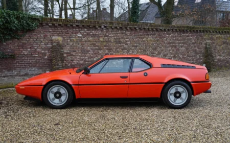 BMW M1 ファクトリー テストカー 工場製作3号車 1980 21,000km