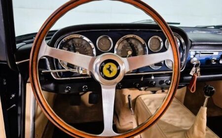 エレガントなフェラーリ 250 GT S2 クーペ 1963