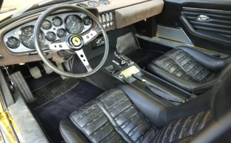 フェラーリ 365 GTB/4 デイトナ 1973 9,212km