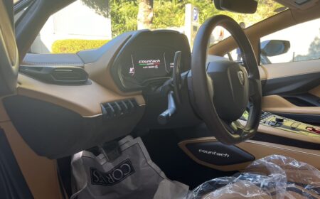 Lamborghini Countach LPI 800-4 2022 350km