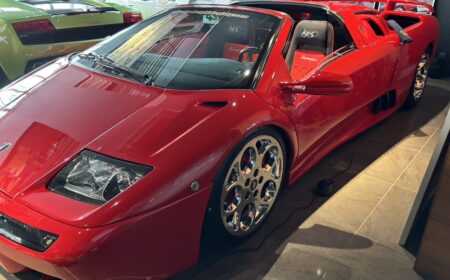 Lamborghini Diablo VT Roadster Red 1999 47,000km