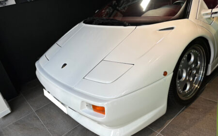 Lamborghini Diablo VT Roadster White 1999 54,300km