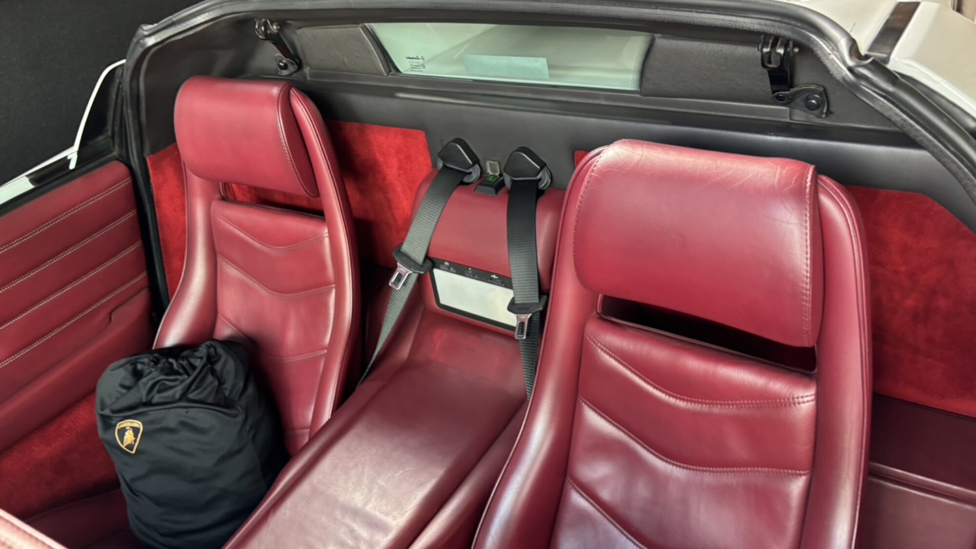 Lamborghini Diablo VT Roadster White 1999 54,300km