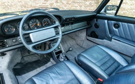 ポルシェ 911 3.2 25周年記念モデル 1988 99,488km