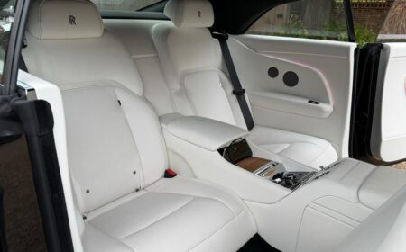 ロールス･ロイス スペクター 2024 1,000マイル