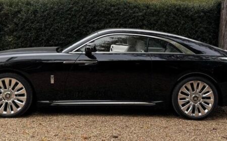 ロールス･ロイス スペクター 2024 1,000マイル