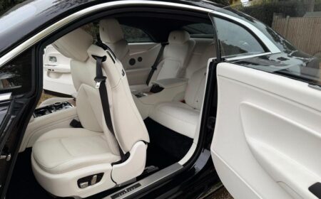 ロールス･ロイス スペクター 2024 1,000マイル