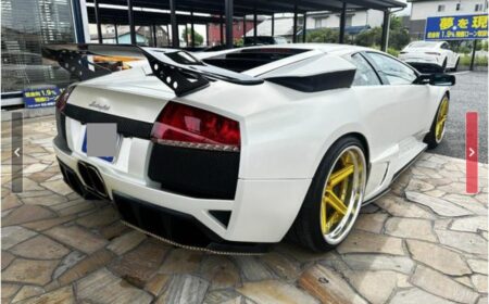 Lamborghini Murciélago 2011