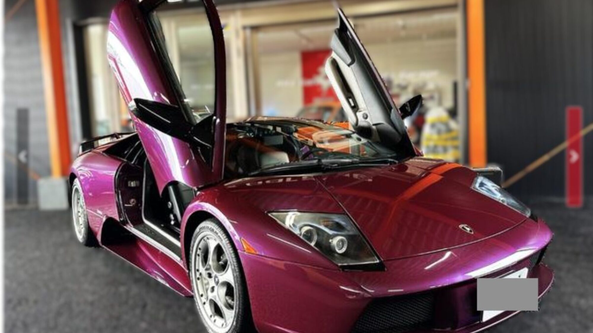 Lamborghini Murciélago 11,000km 2004