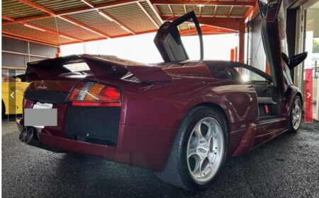 Lamborghini Murciélago 11,000km 2004