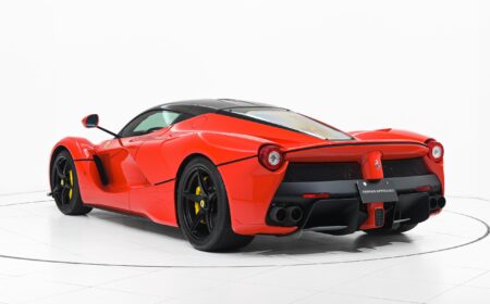 Ferrari LaFerrari 2022 435km