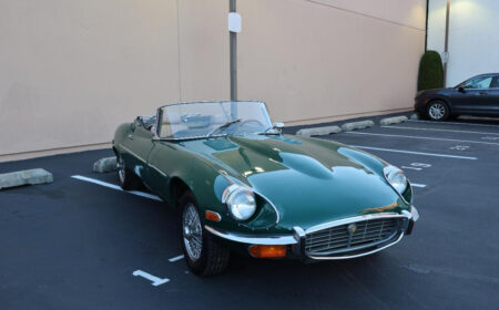 ジャガー XKE シリーズ III 1972