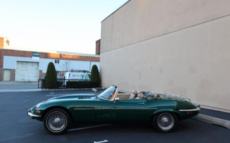 ジャガー XKE シリーズ III 1972