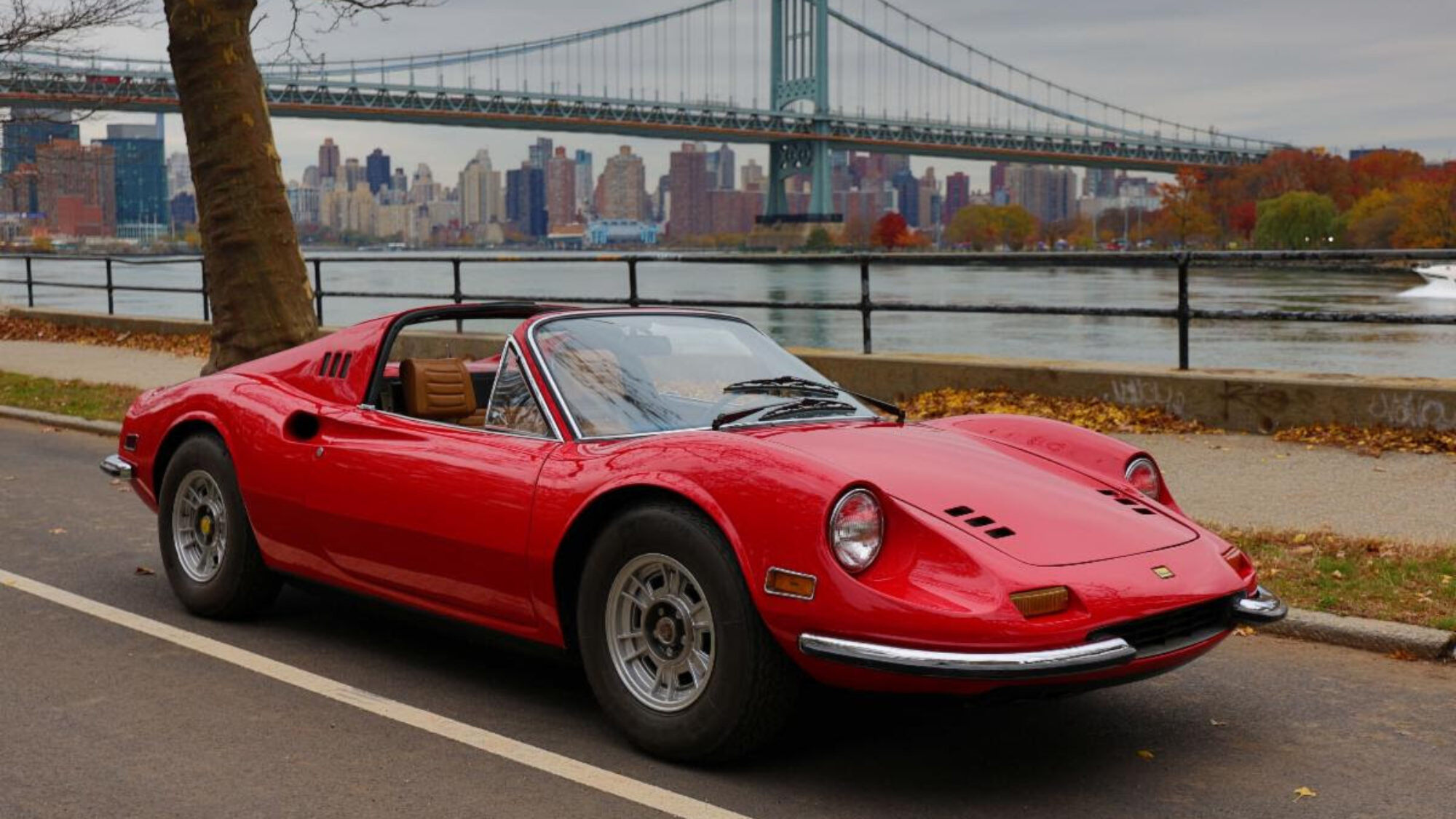 フェラーリ 246 GTS ディーノ 1972