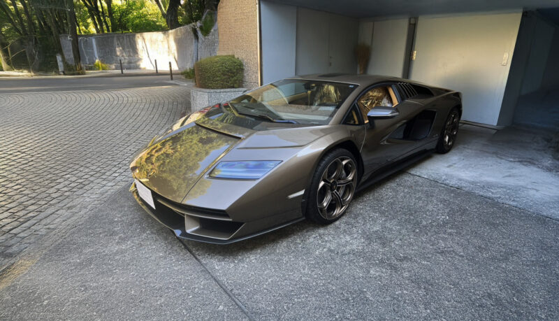 Lamborghini Countach LPI 800-4 2022 350km